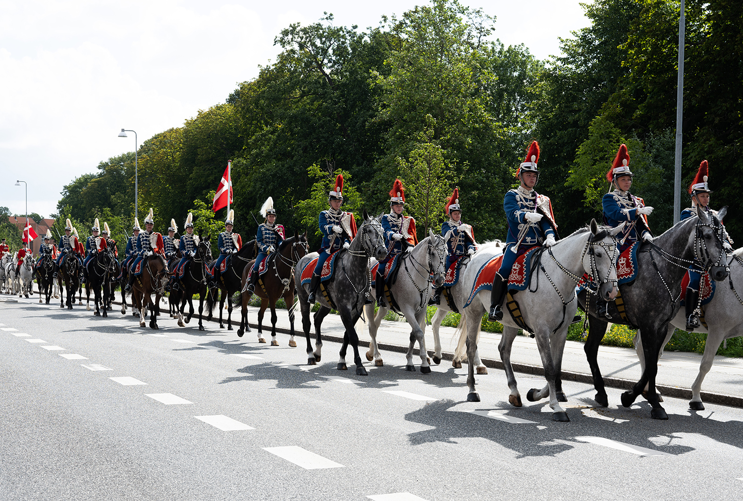 Garderhusarerne til hest