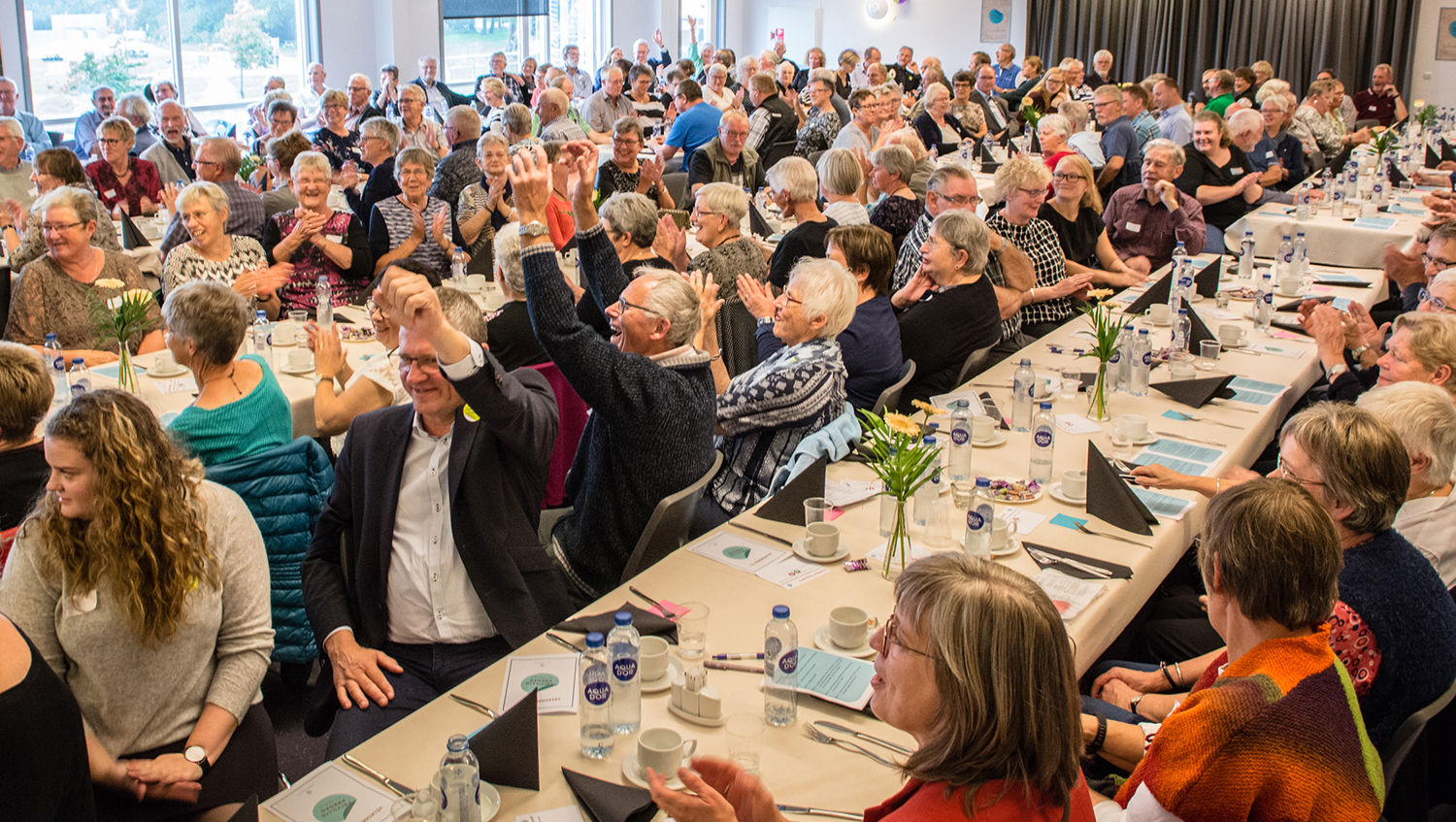 Mange mennesker til fest